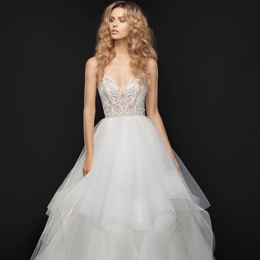 Hayley Paige Jax Gown Size 6